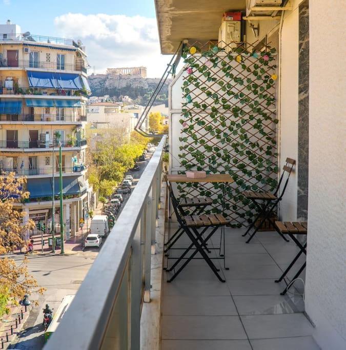 4 Family And Friends - Acropolis View Apartment Athens Exterior photo