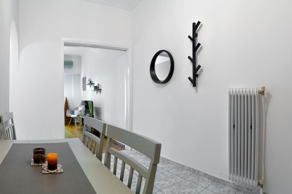 4 Family And Friends - Acropolis View Apartment Athens Exterior photo